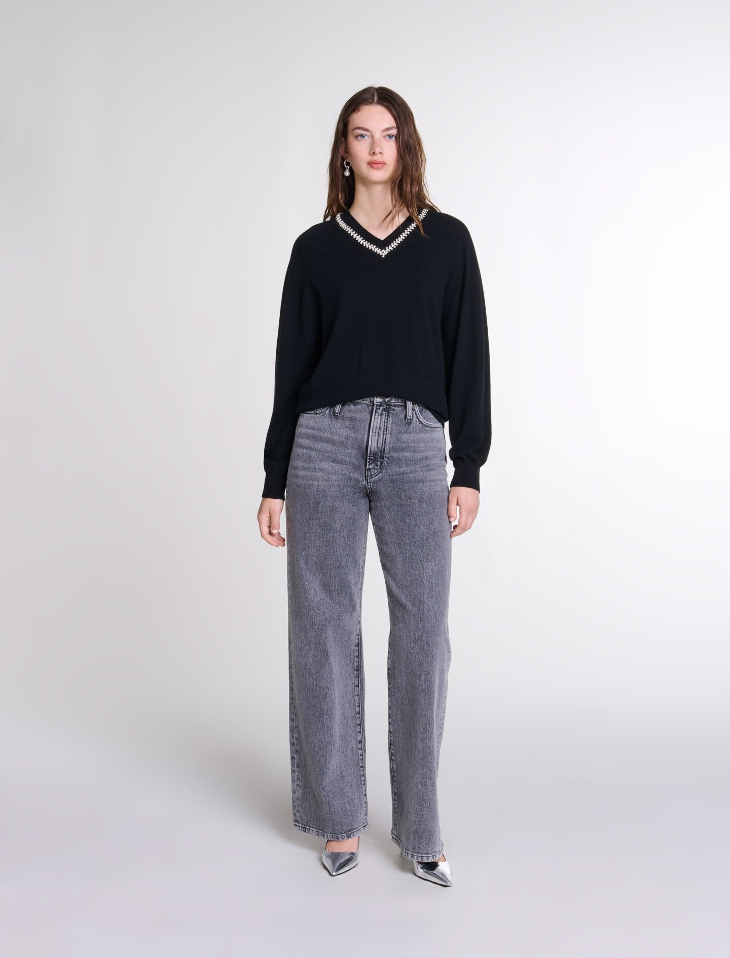 Knit jumper with rhinestone neck - 2