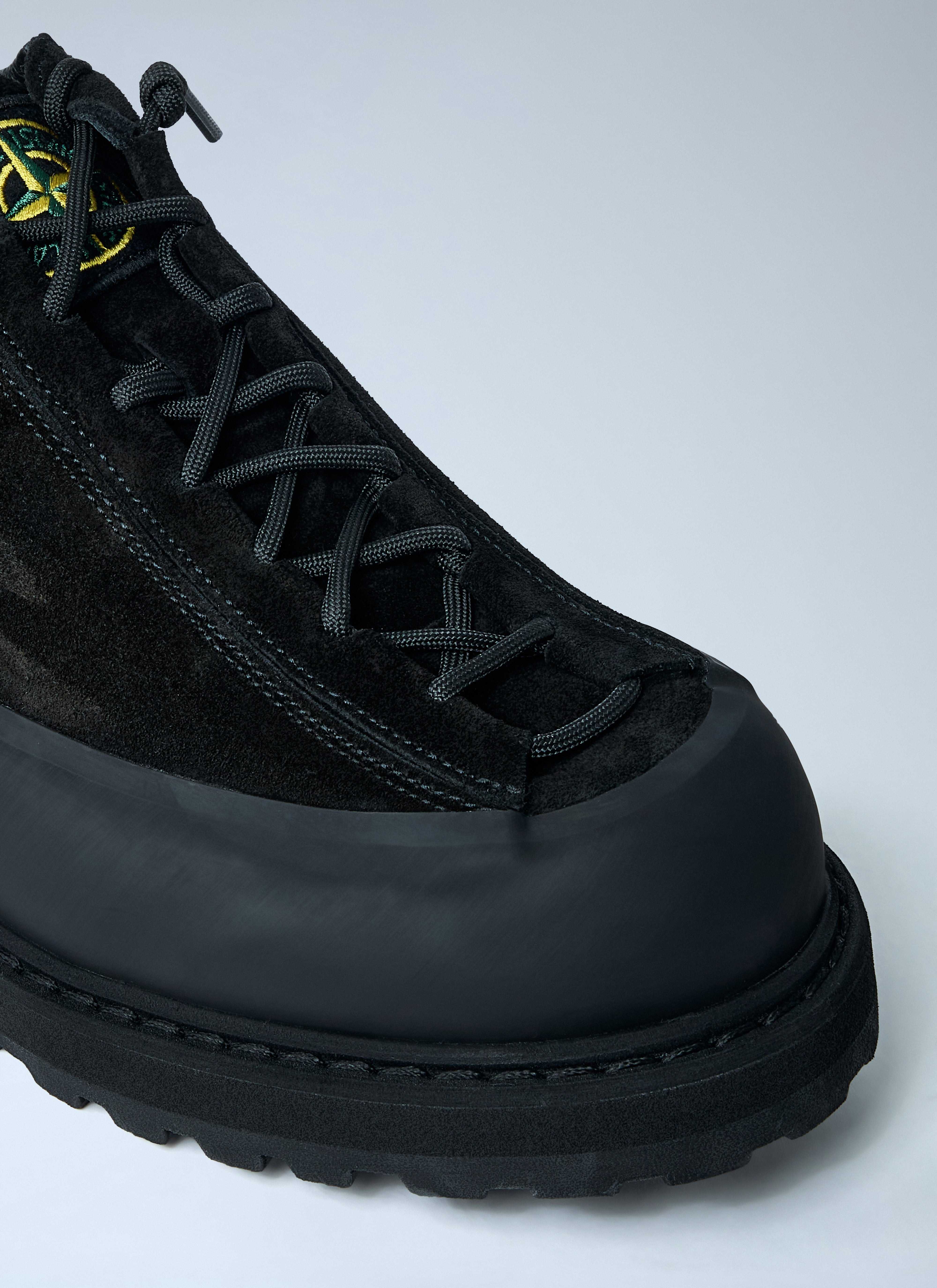 Stone Island Men Logo Patch Sneakers - 3
