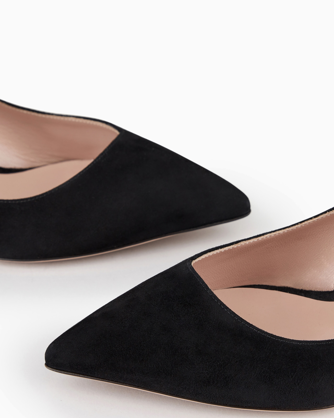 Suede court shoes with asymmetric top line - 3
