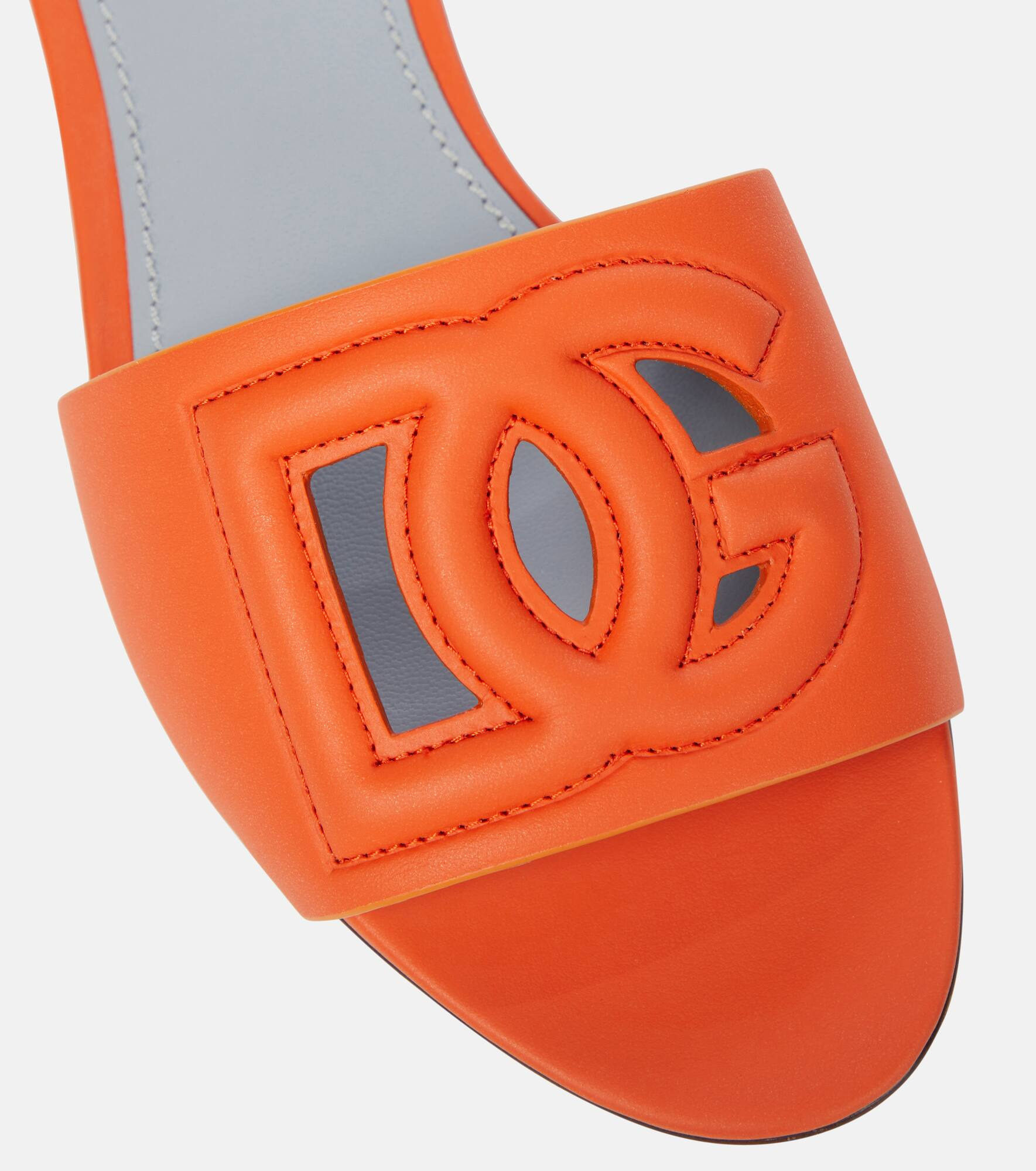 Logo cutout leather slides - 6