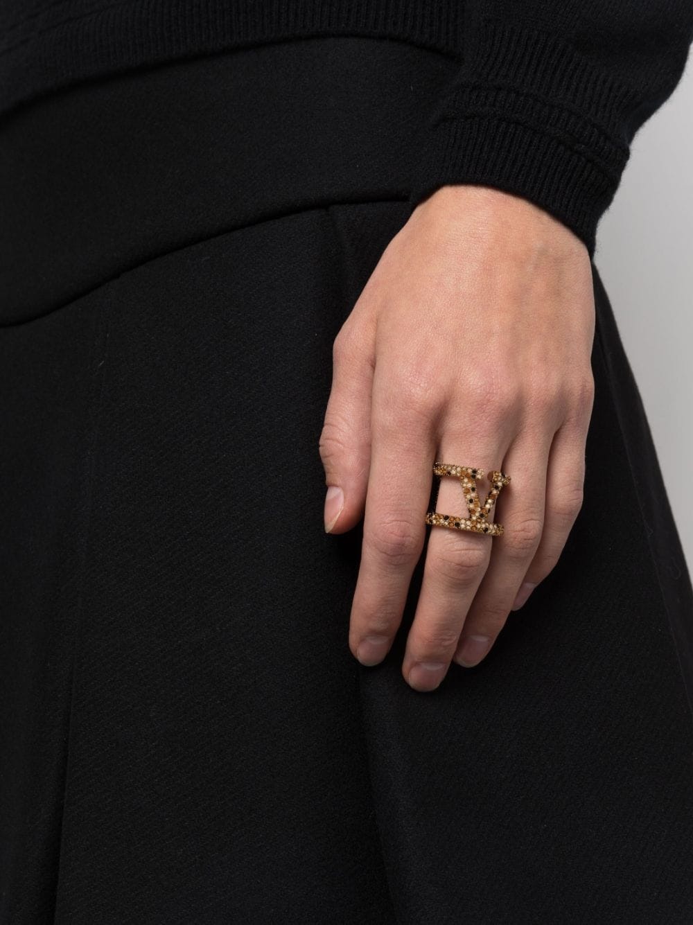 VLogo crystal-embellished ring - 2