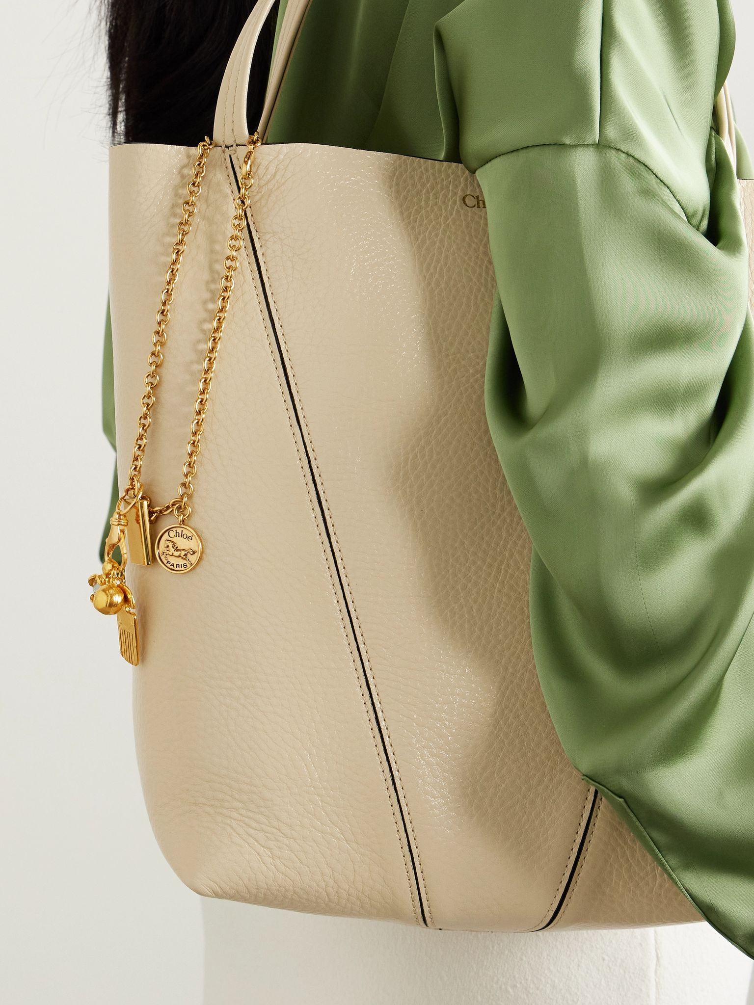 The Vanity Trio recycled gold-plated charm Gold - 2