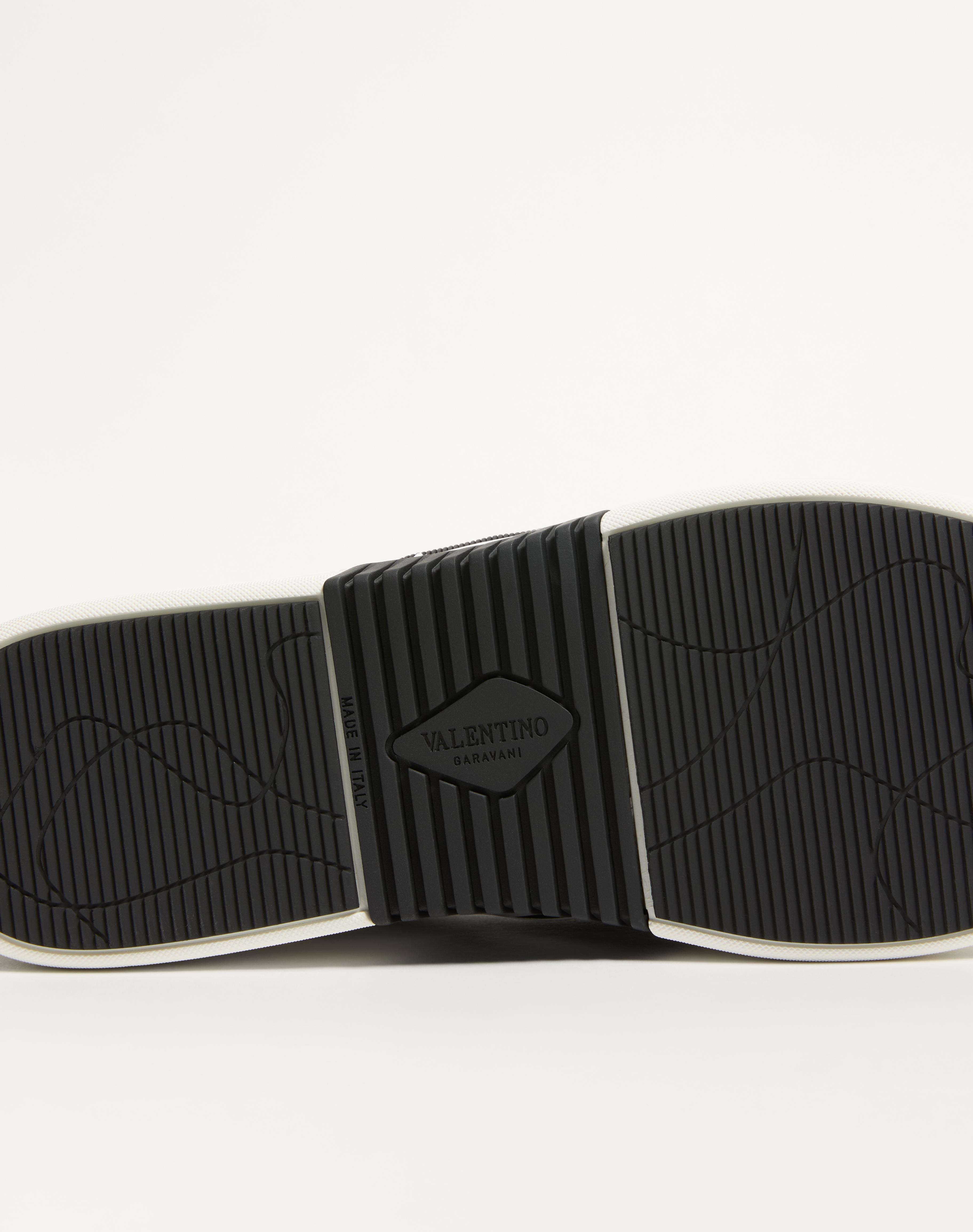 LOW-TOP CALFSKIN VL7N SNEAKER WITH BANDS - 4
