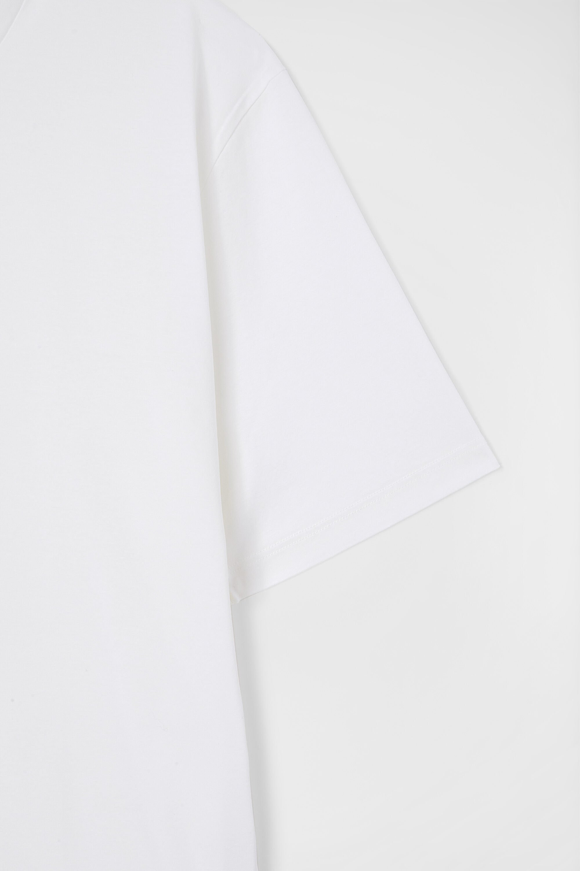 T-Shirt - 4