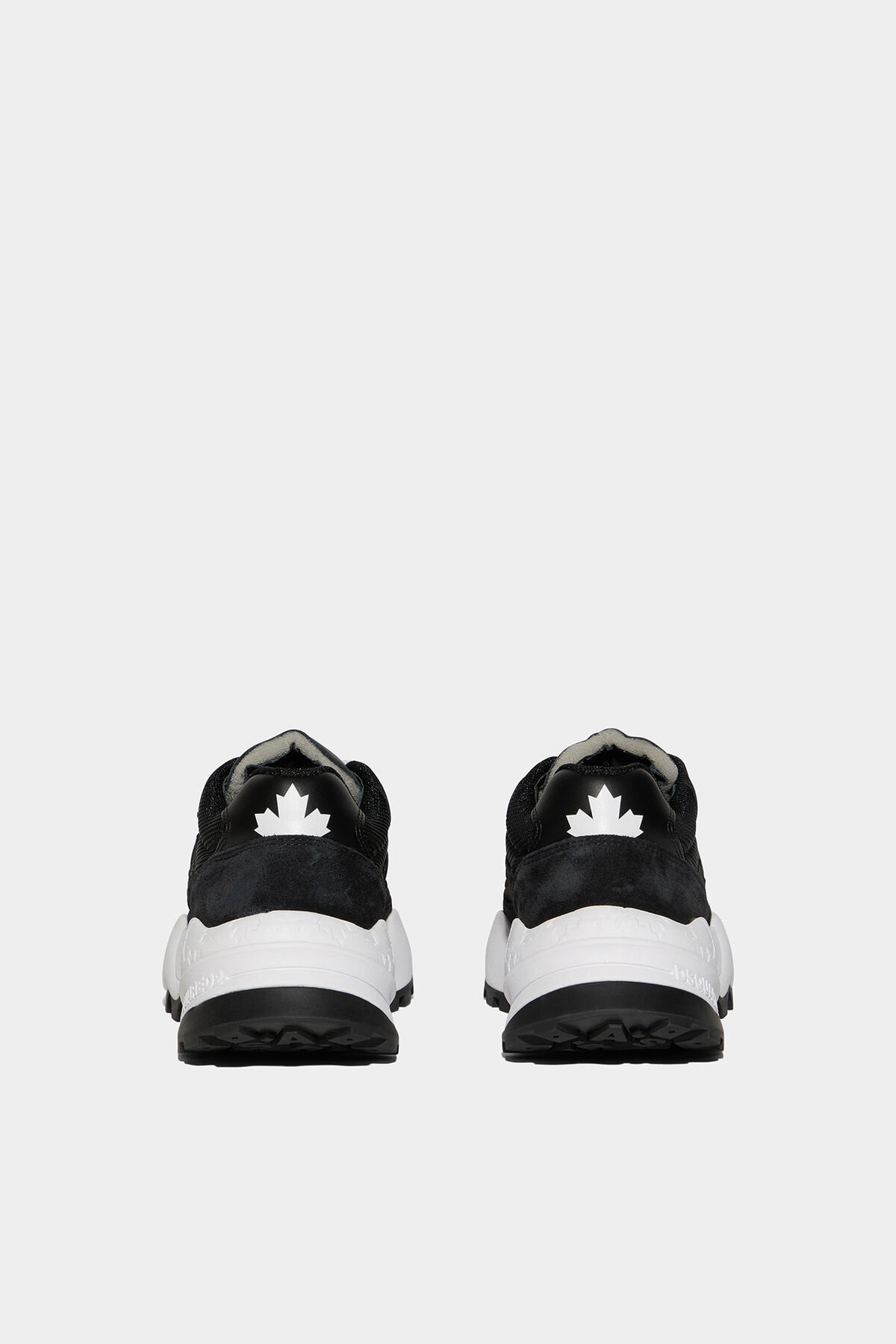 FREE SNEAKERS - 2