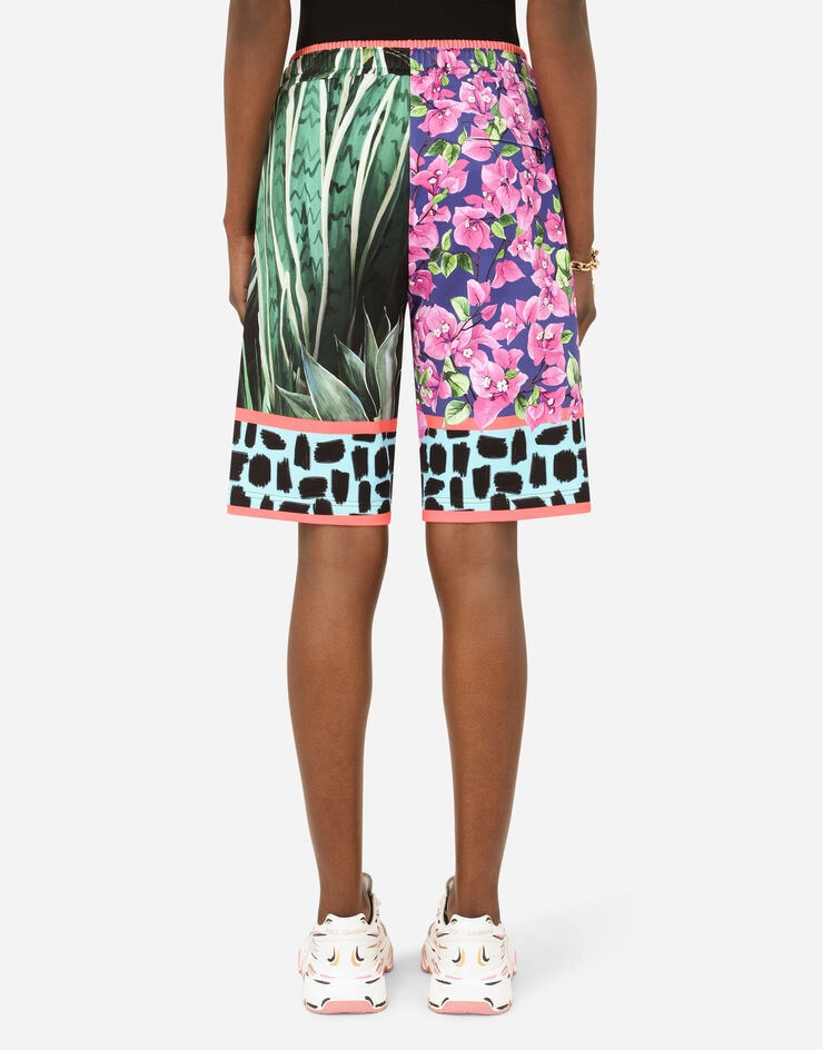 Jersey jogging shorts with jungle mix print - 11