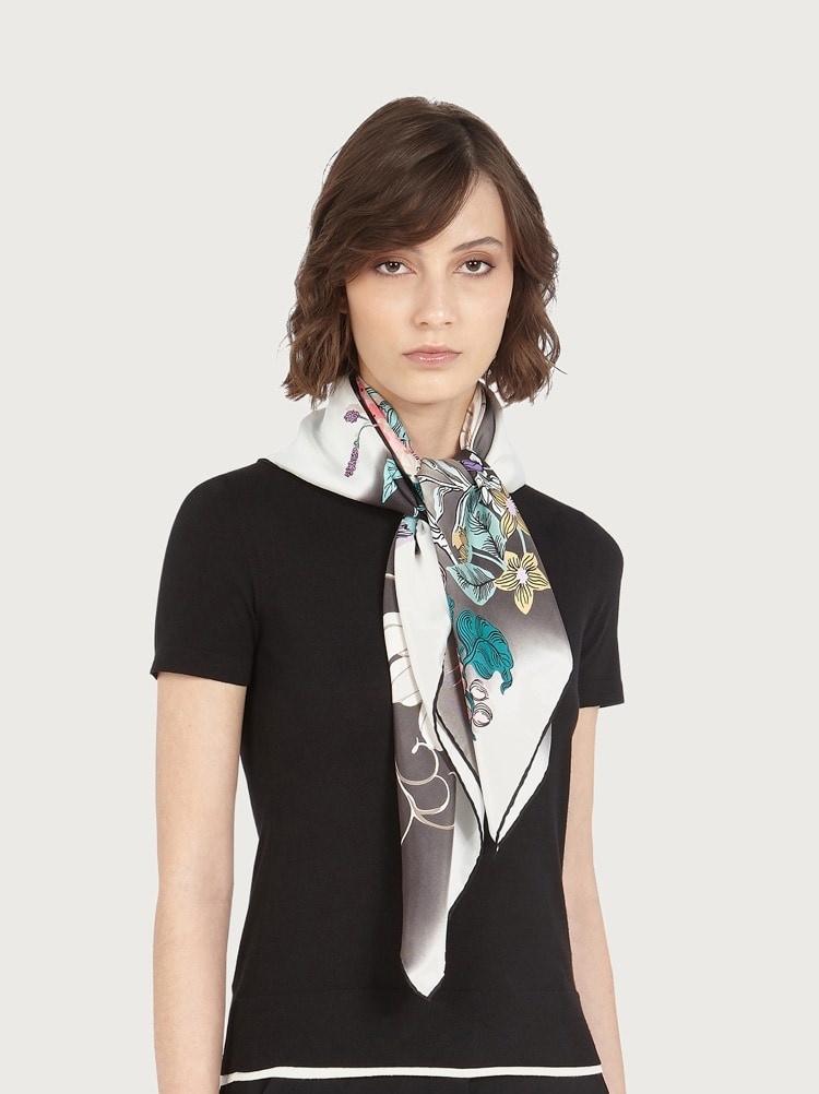 CORISIA PRINT SILK FOULARD 2