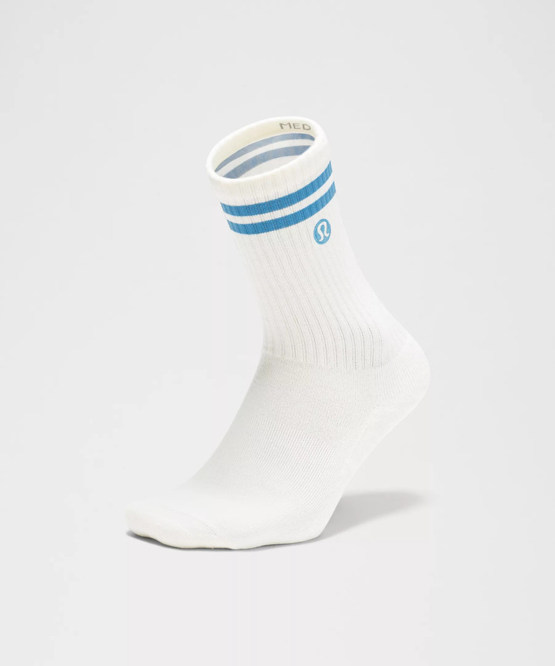 Unisex Daily Essential Crew Socks *Stripe 3