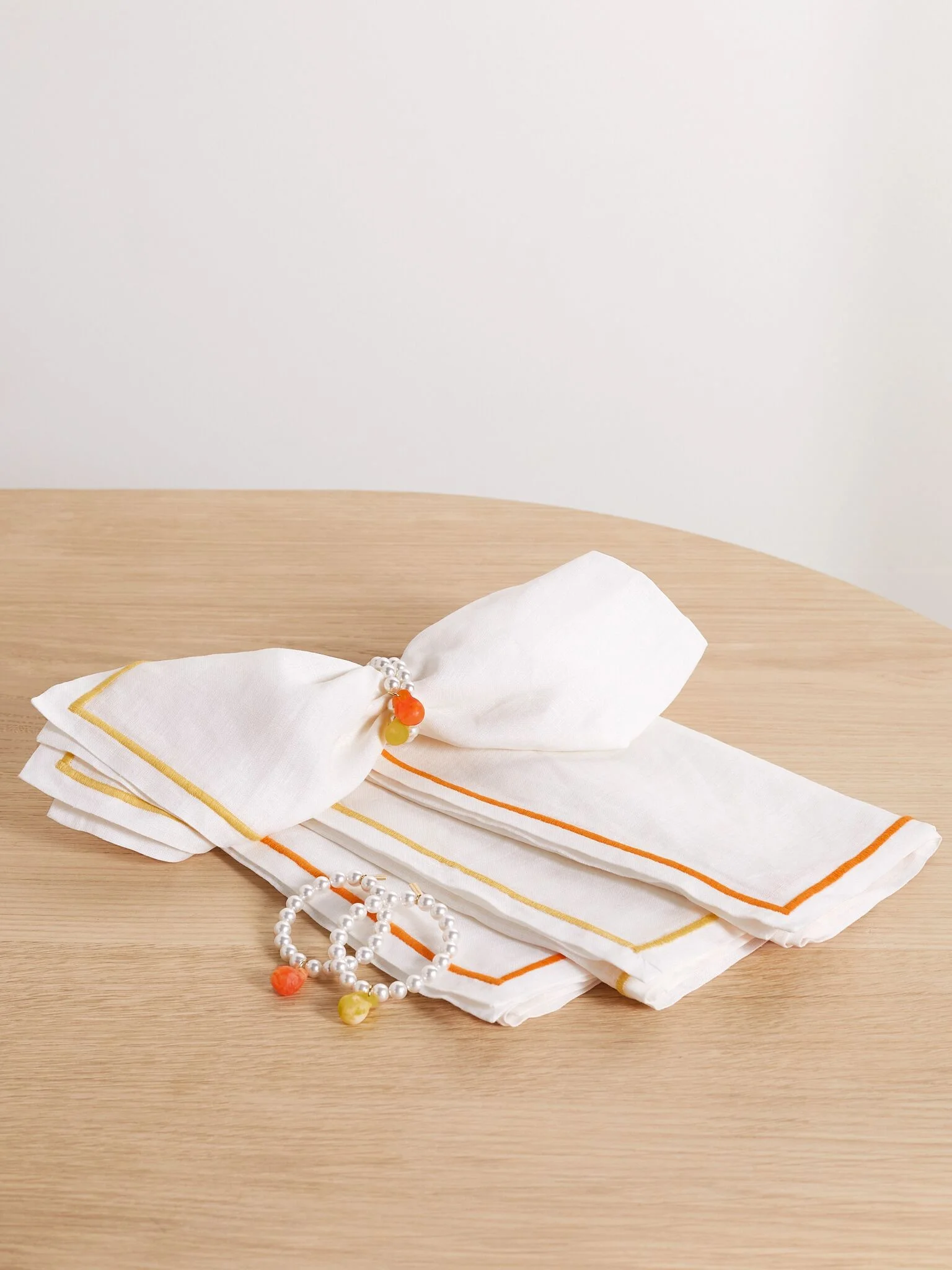 + Sister by Studio Ashby set of four linen napkins and faux pearl and resin napkin rings Orange - 1