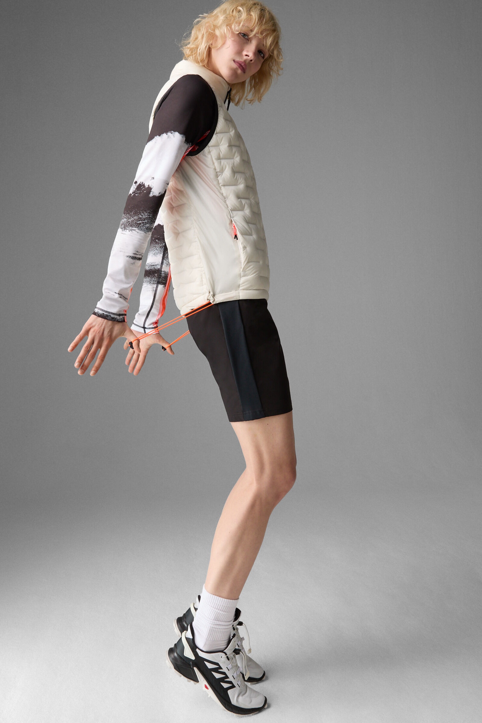Fenja Lightweight down vest in Off-white - 7