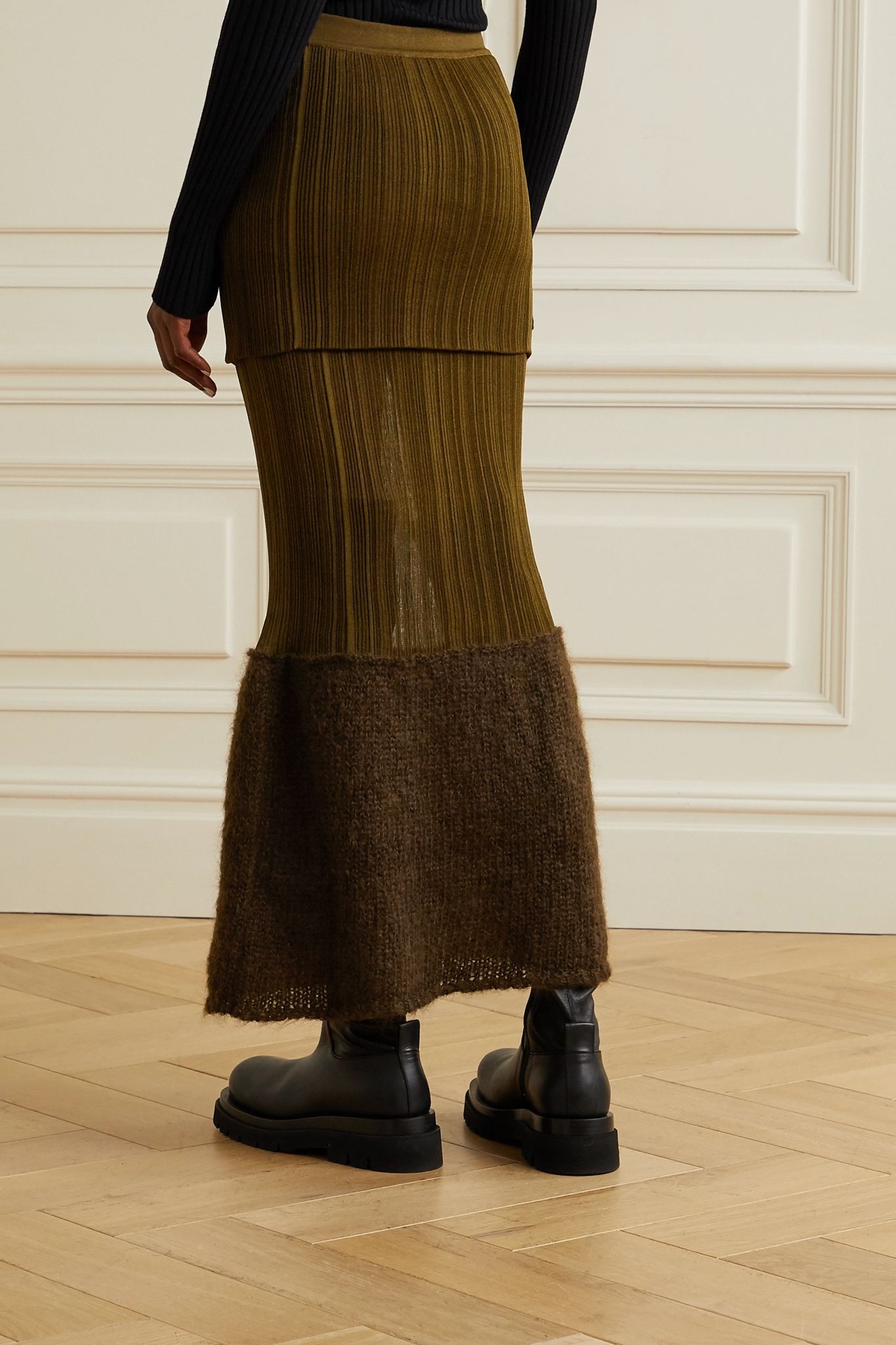 + 2 Moncler 1952 mohair-blend and ribbed silk midi skirt - 3