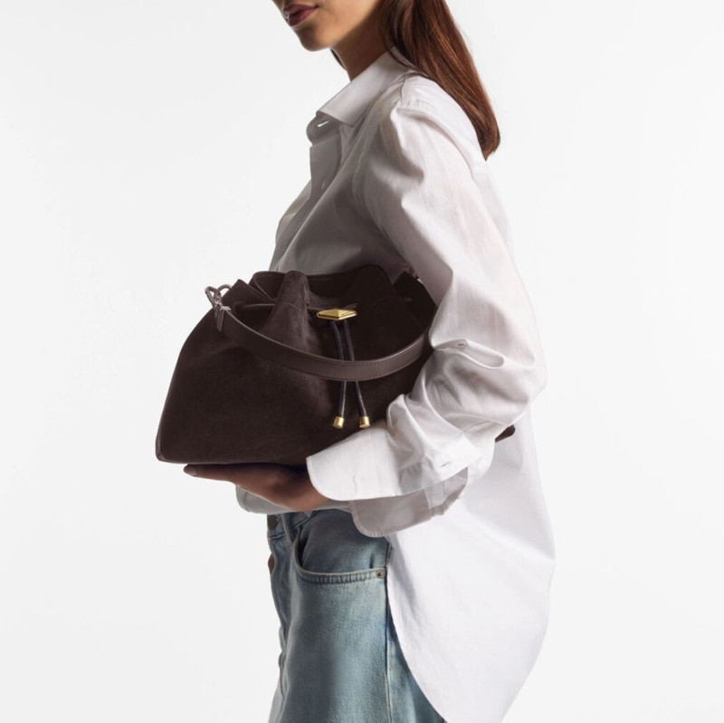 JIMMY CHOO Cinch M
Coffee Suede Shoulder Bag outlook