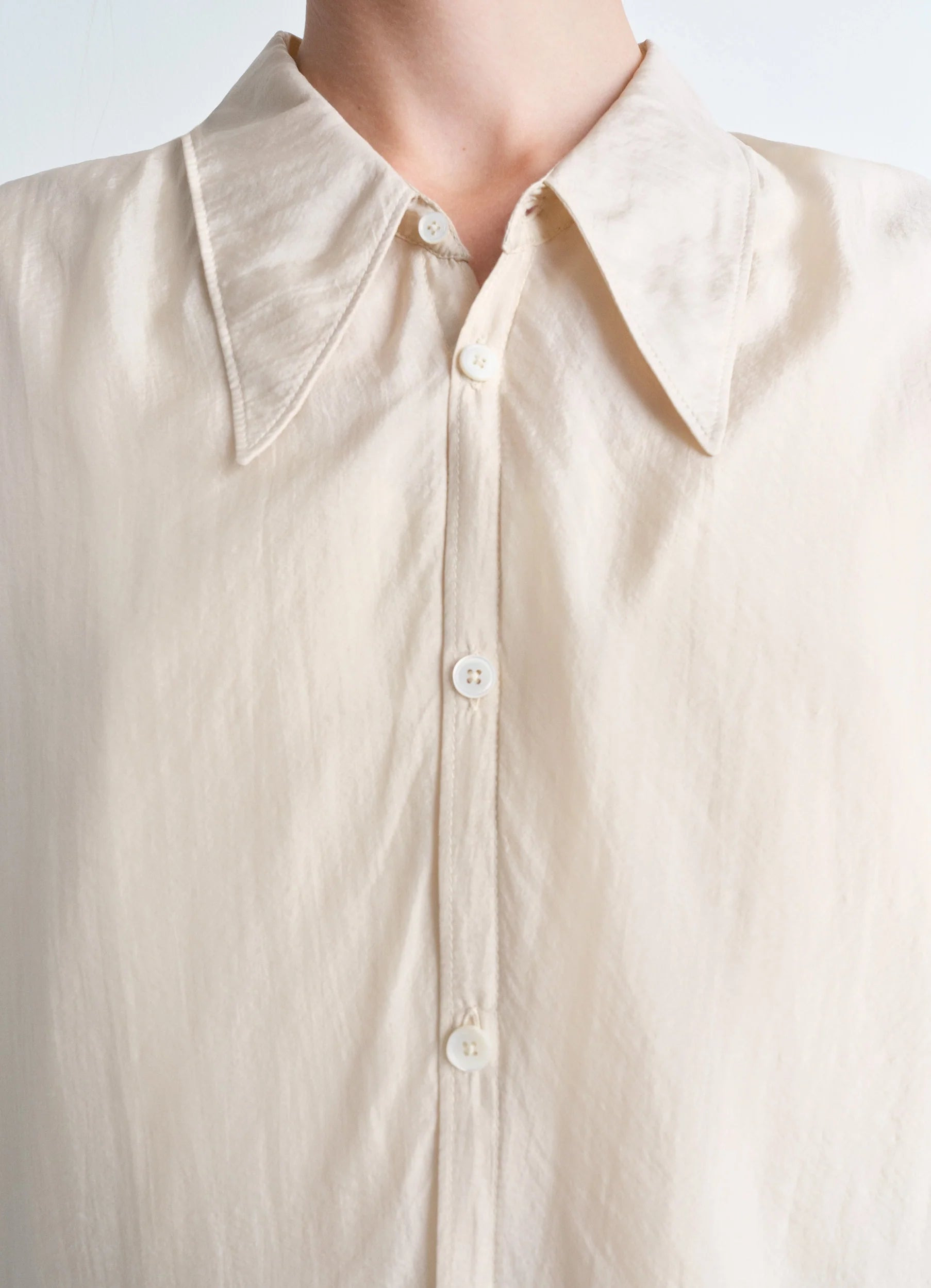 LIGHT POINTED COLLAR SHIRT - 3