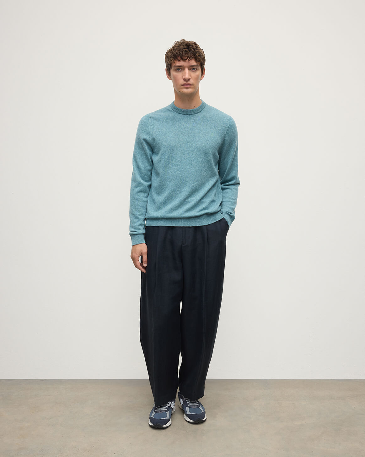 Classic Cashmere Green Round Neck Jumper - 2