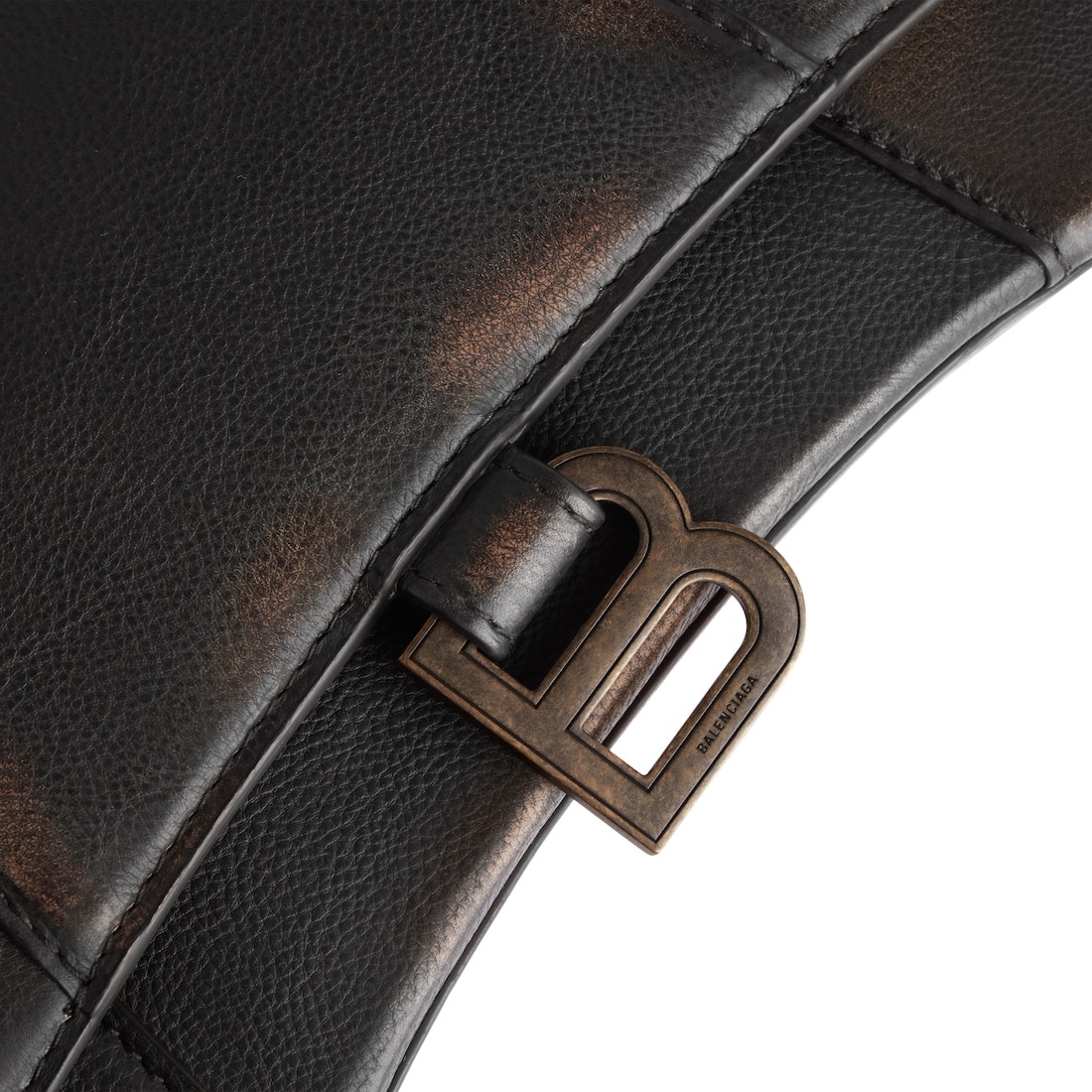 Women's Hourglass Small Handbag Used Effect in Brown - 6