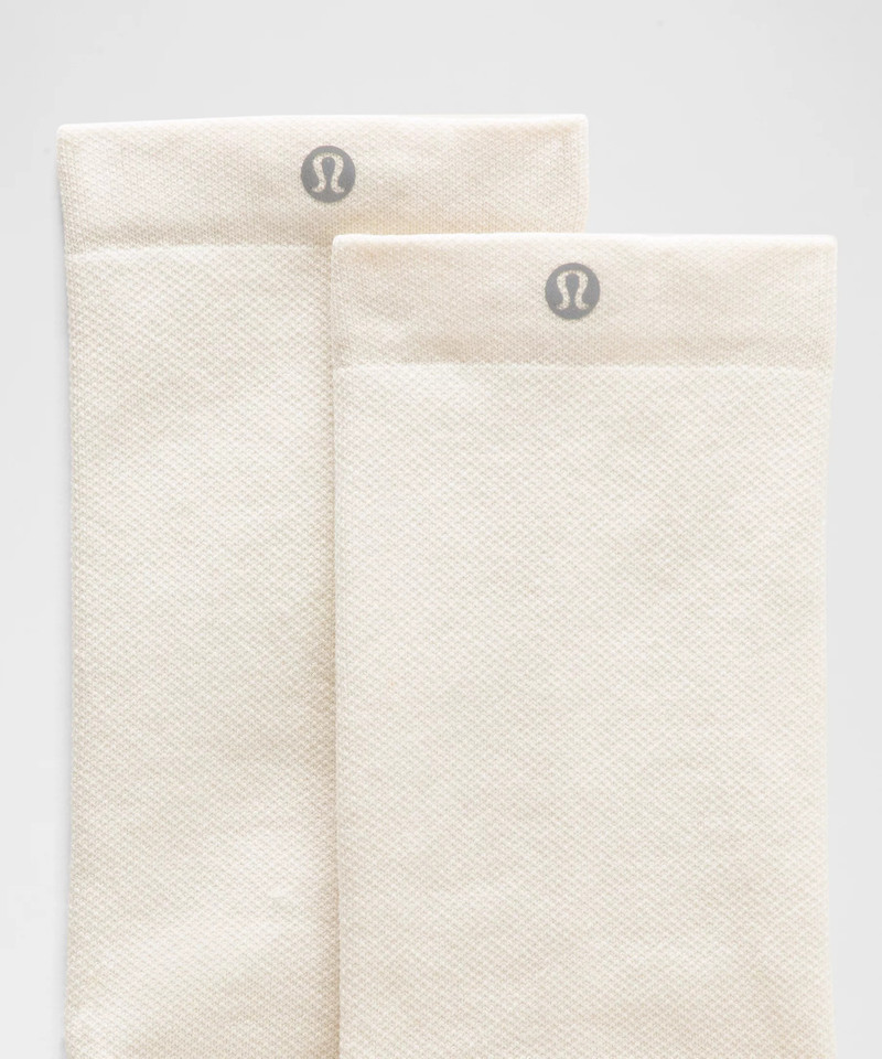 lululemon Unisex Find Your Balance Grip Crew Socks outlook