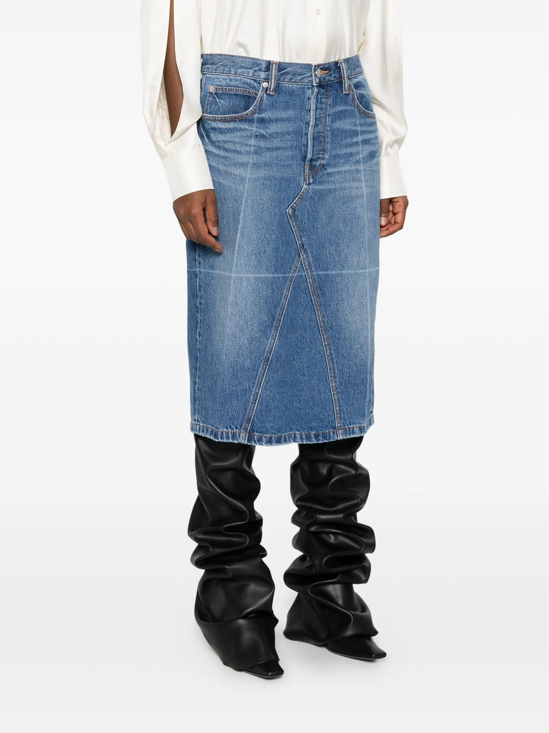 Straight Skirt With Faded Fold Line - 3