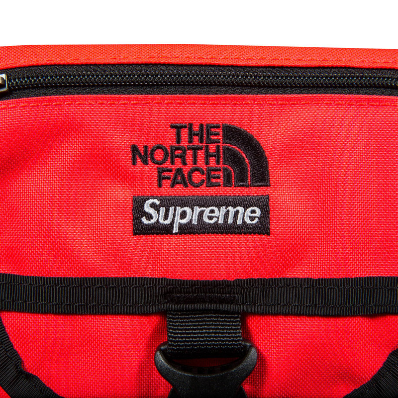 Supreme Supreme x The North Face RTG Utility Pouch 'Bright Red' outlook