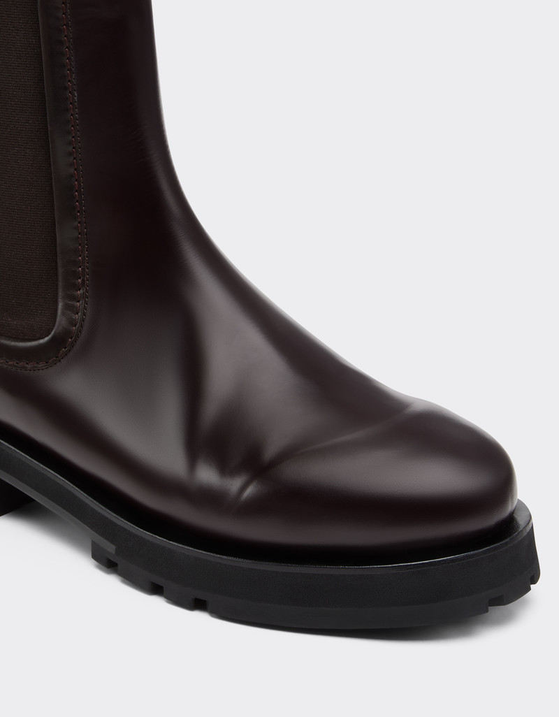 Chelsea boot in matte leather 7
