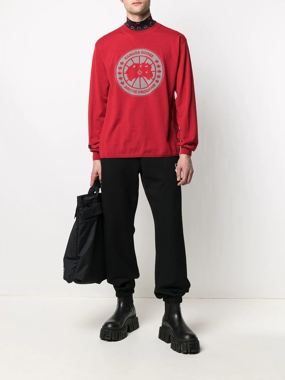 fine-knit logo-patch jumper - 2