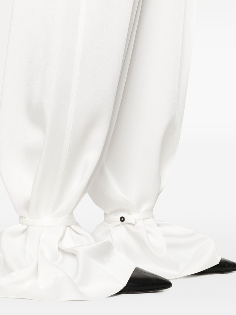 crepe pleated straight trousers - 5