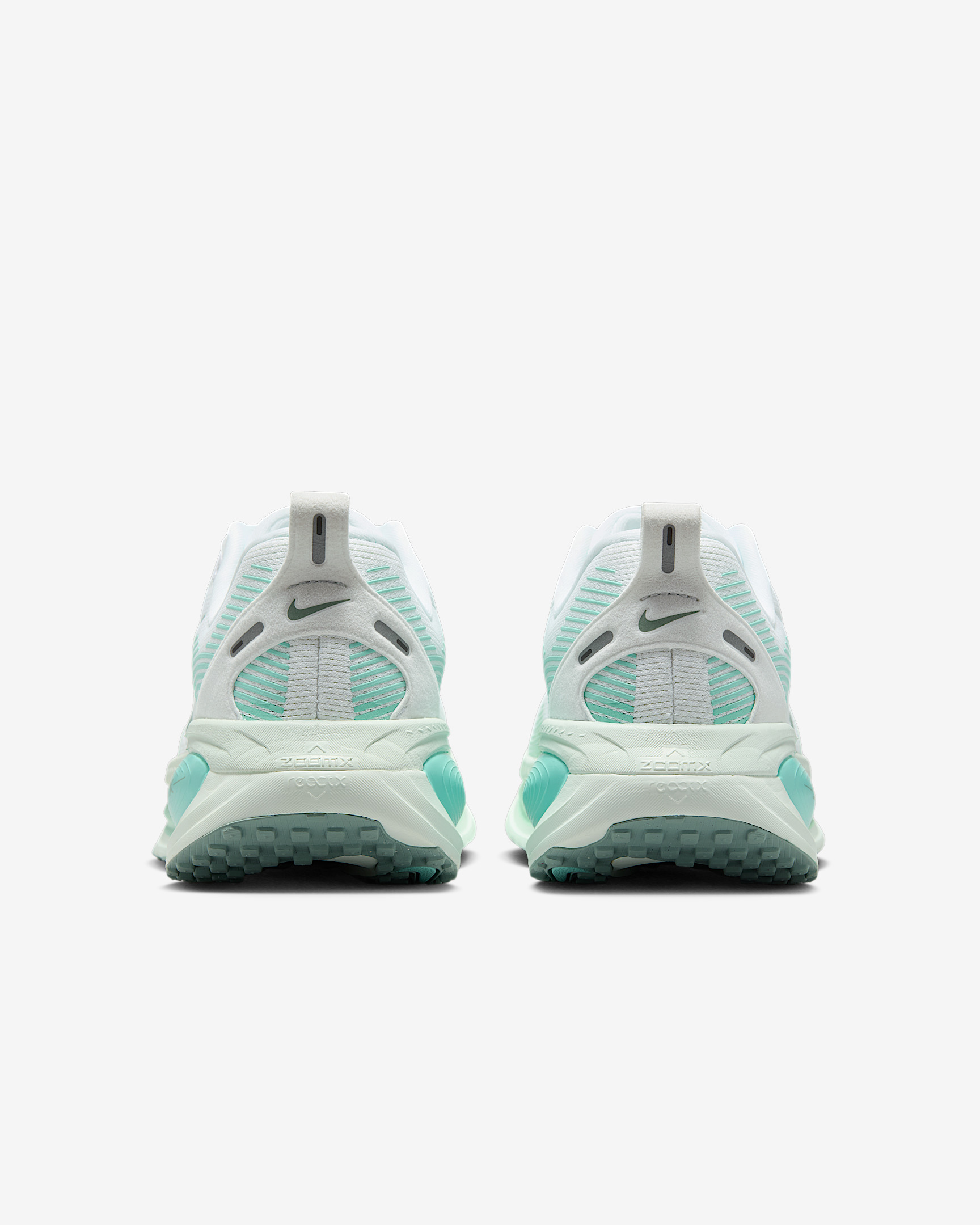 Nike Vomero 18 Women's Road Running Shoes - 6