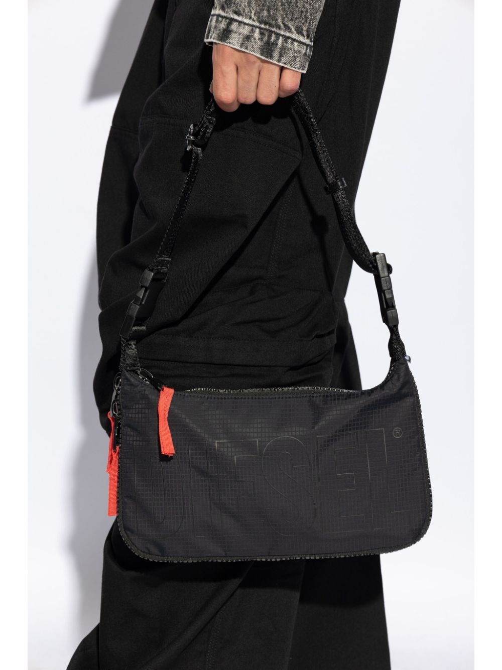 (関税、送料込) Diesel Shoulder Bag X10221P6255T4192 Diesel Adjustable strap shoulder bag | The Fashion Square