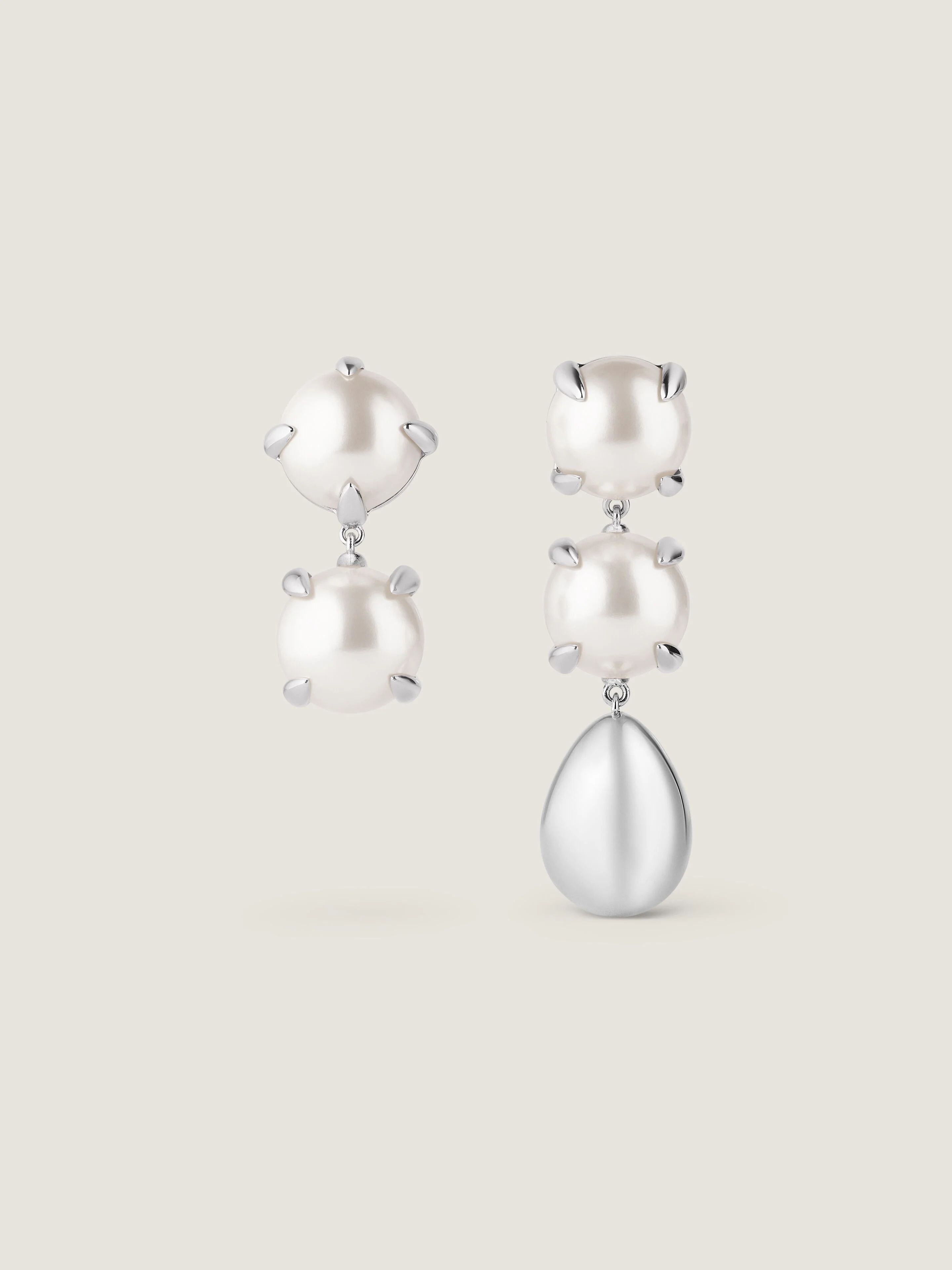 SPIKY PEARL ASYMMETRIC EARRINGS IN METAL AND PEARLS - 1