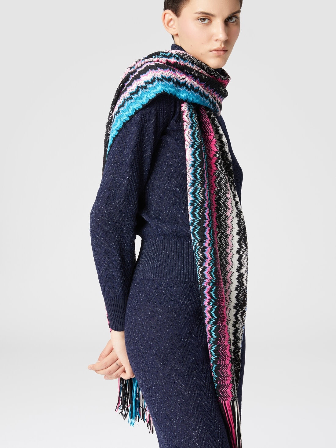 Wool and viscose scarf with fringes - 3