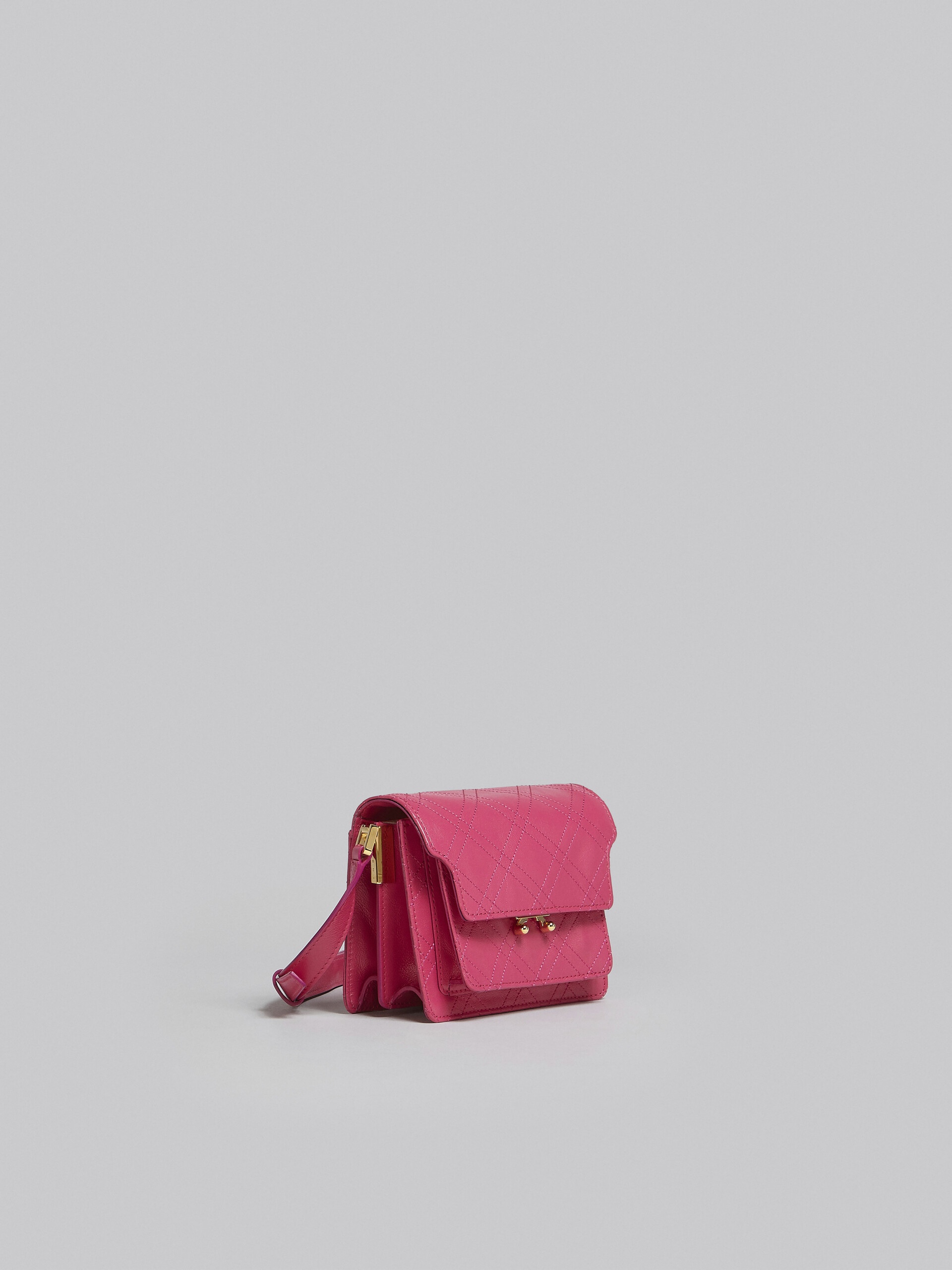TRUNK SOFT MINI BAG IN FUCHSIA LEATHER - 6