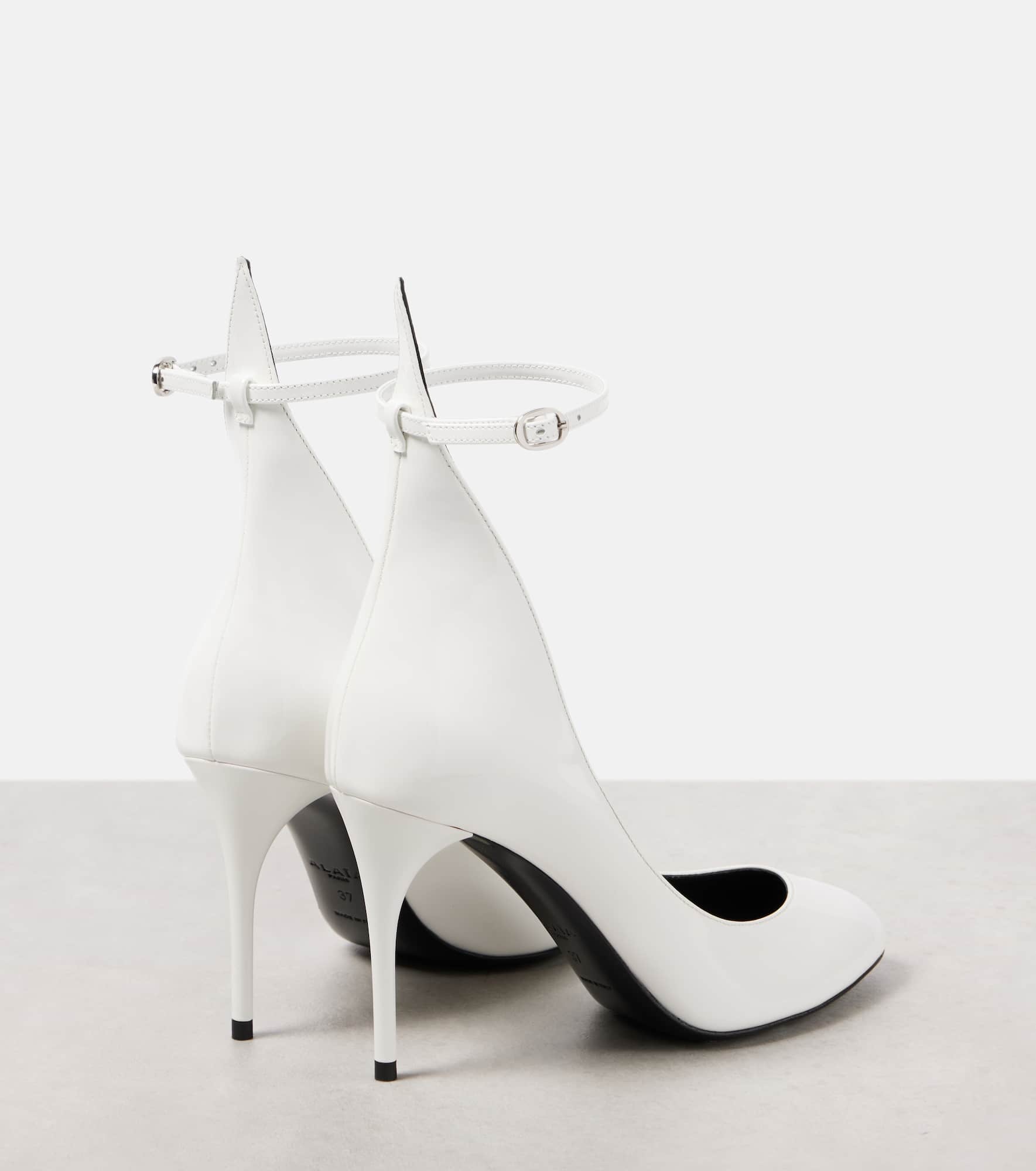 Décolleté 90 patent leather pumps - 2