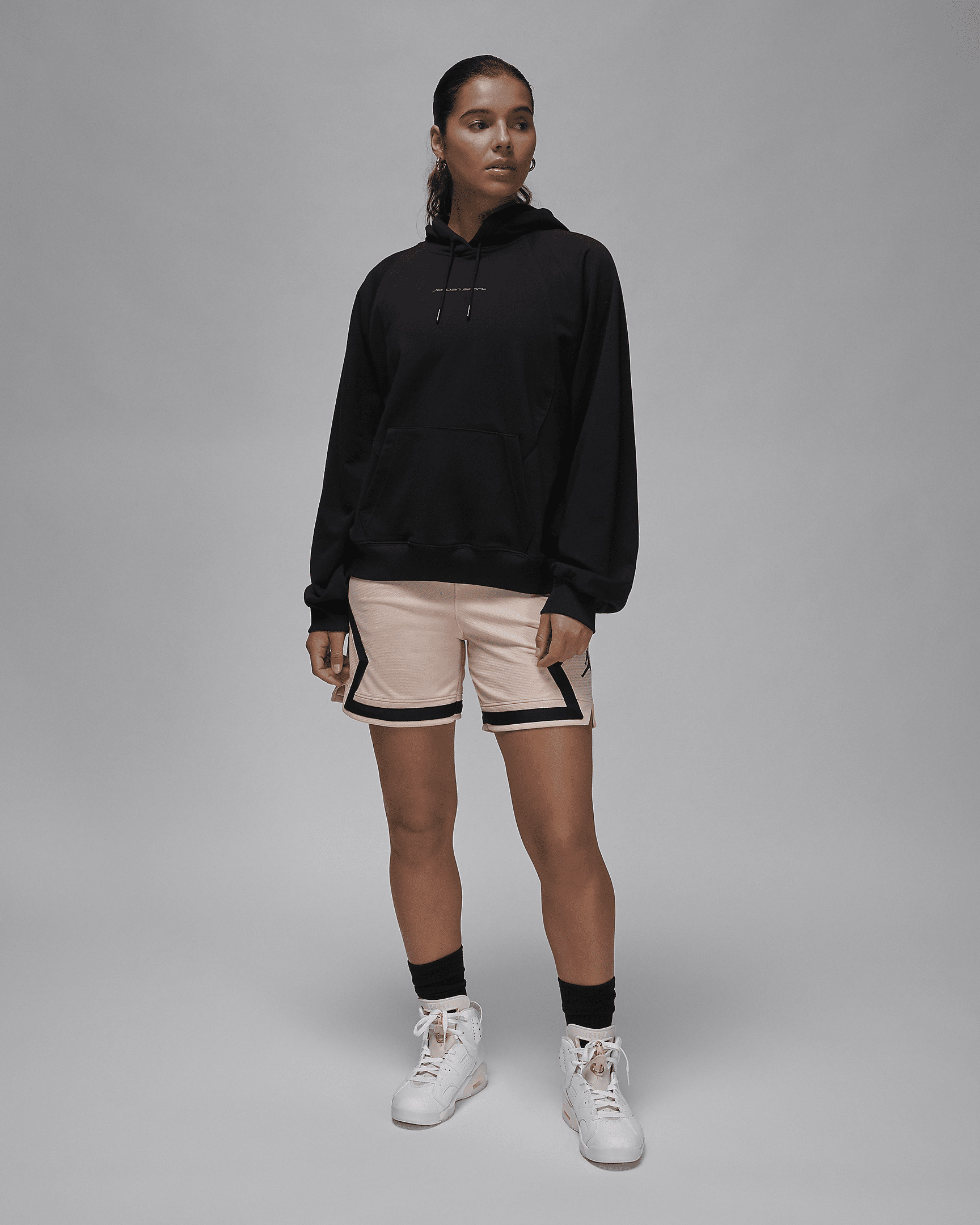 Jordan Sport Women's Diamond Shorts - 7