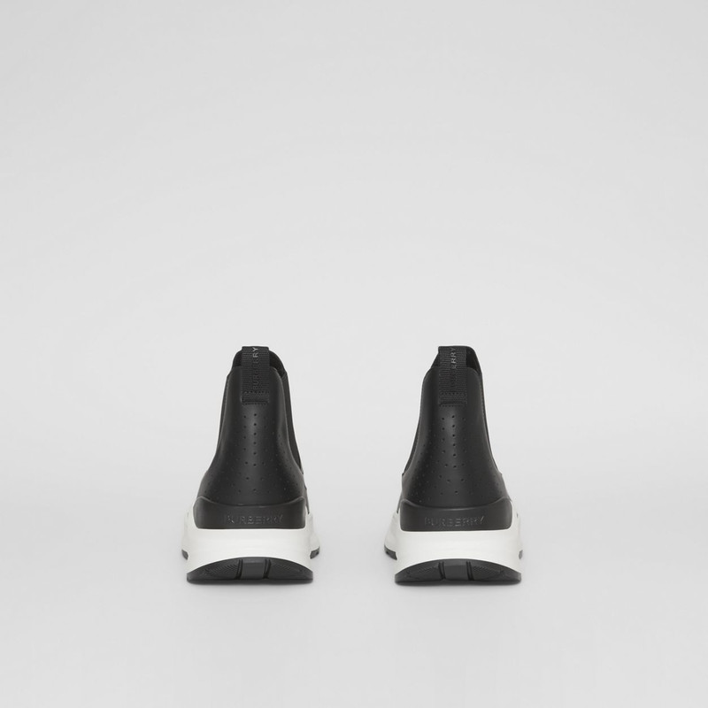 Contrast Sole Leather Chelsea Boots 6