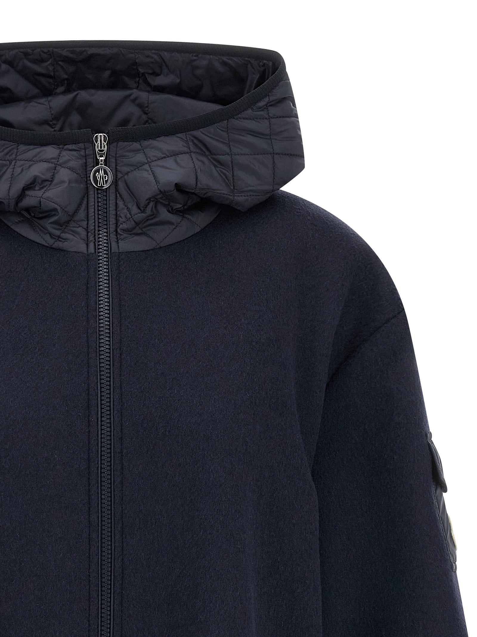 Two-Material Hood Capes Blue - 3