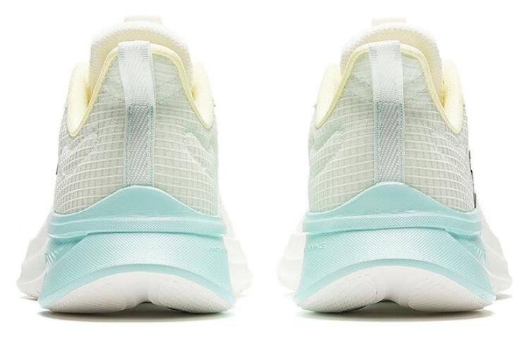 (WMNS) ANTA Running Series Sneakers 'White Blue Yellow' 922335501-5 - 3