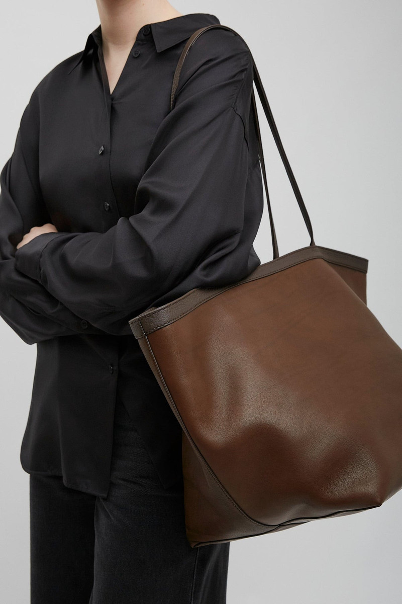 The Row XL Park tote dark brown bag outlook