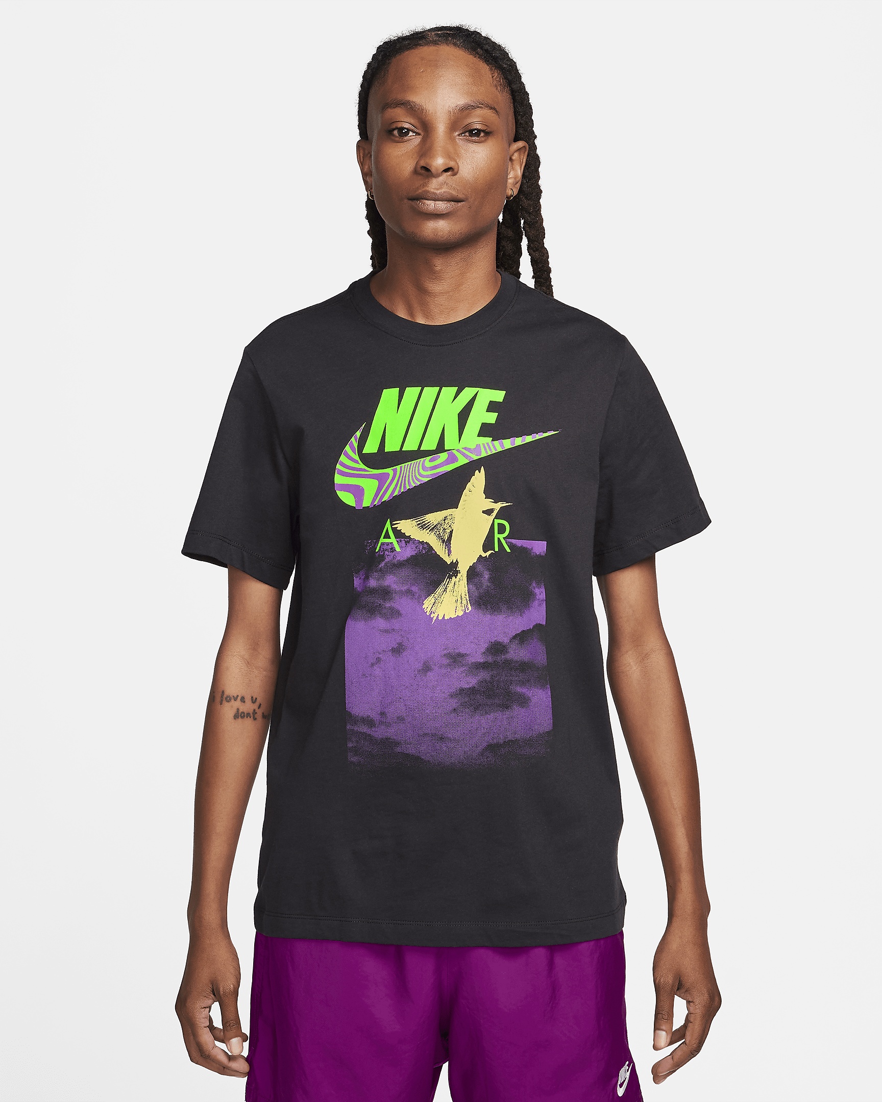 Nike Sportswear Men's T-Shirt - 1