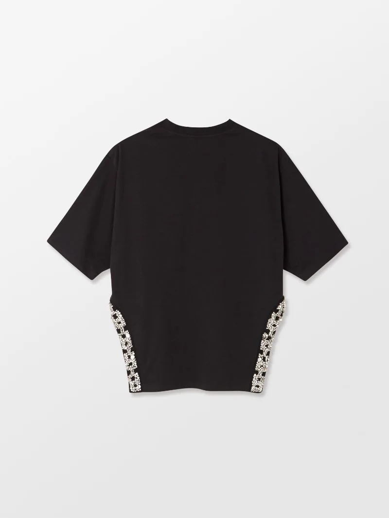 A CHAIN EMBROIDERY TEE - 2