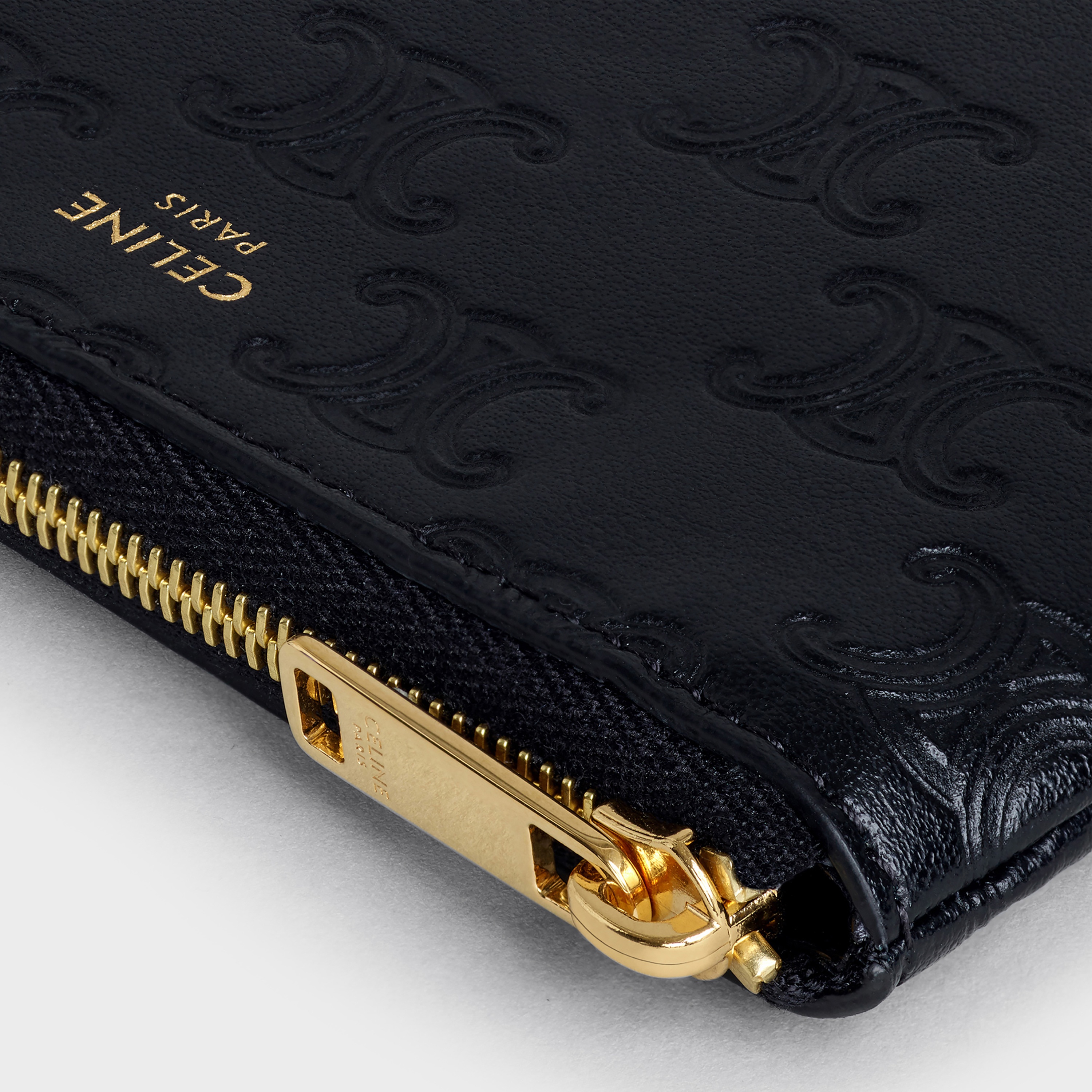 Coin & Card Pouch with Hook in Embossed smooth calfskin - 4