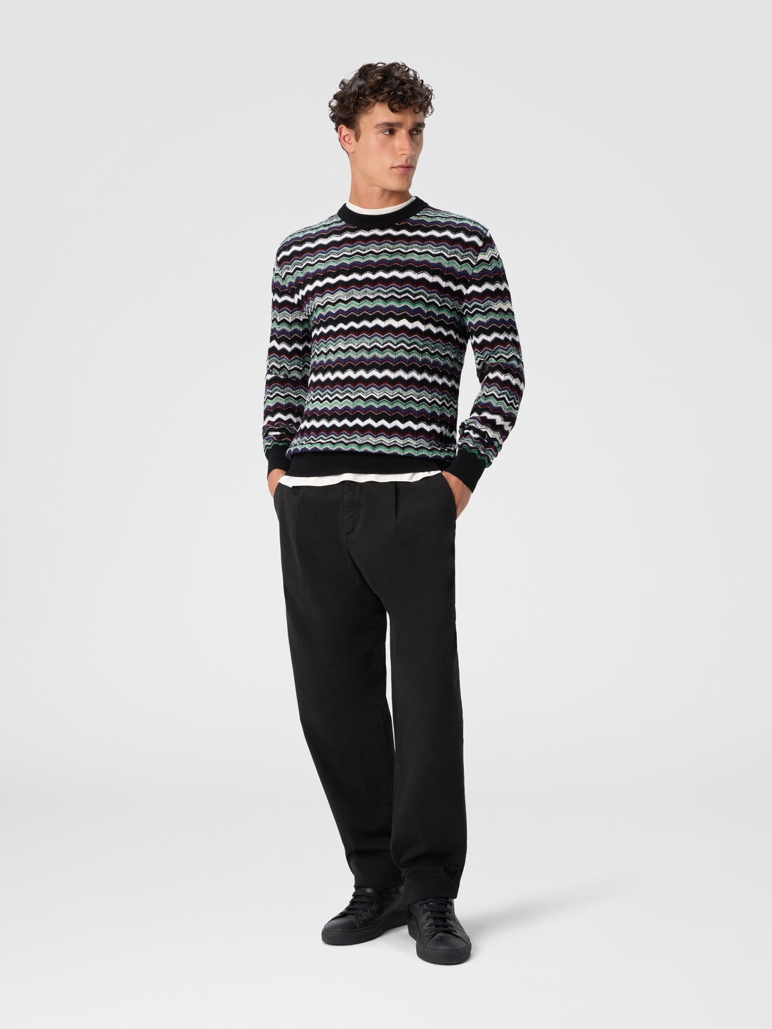 Crew neck sweater with zigzag pattern - 2
