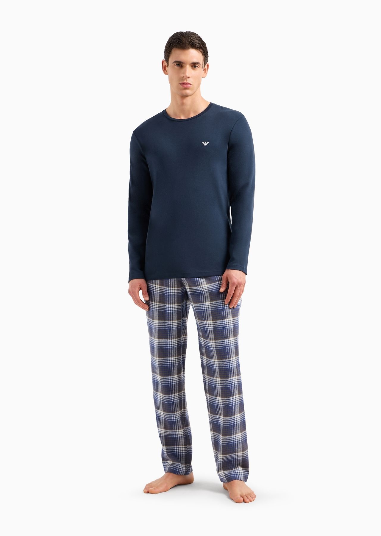 Pyjamas with trousers in an all-over patterned jacquard - 2