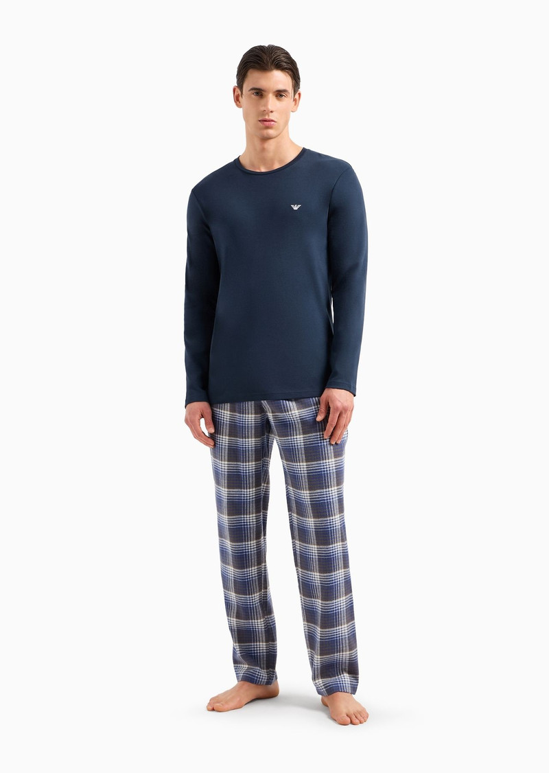 Pyjamas with trousers in an all-over patterned jacquard 2