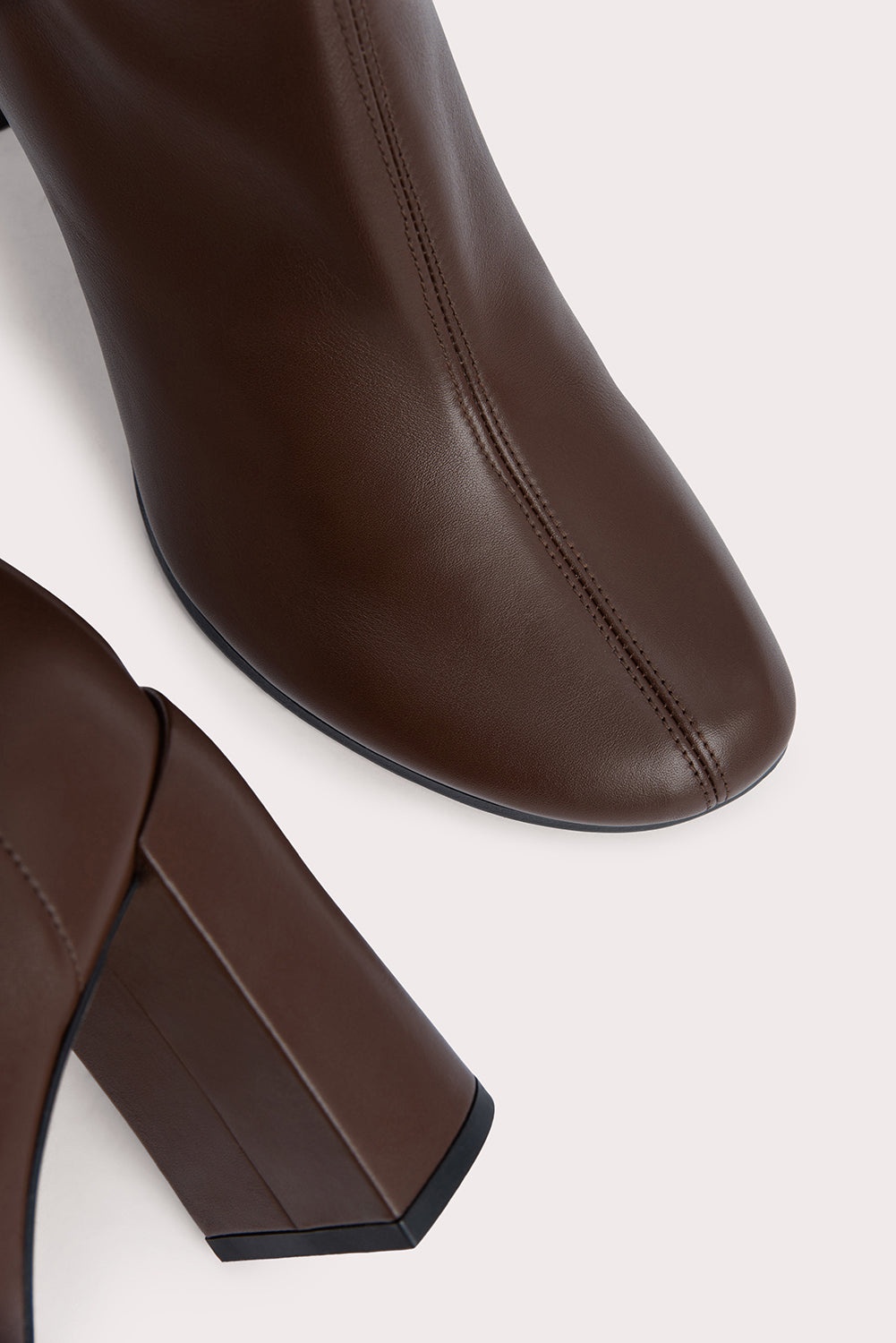 【関税込み】Vlada Ankle Boots - By Far - Leather - Bear By Far Vlada Ankle Boots - - Leather - Bear | ShopSimon