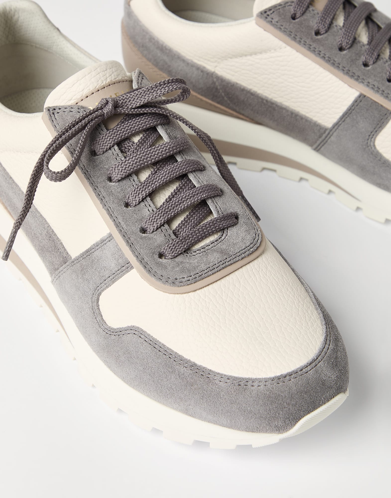 Washed suede and calfskin runners - 3