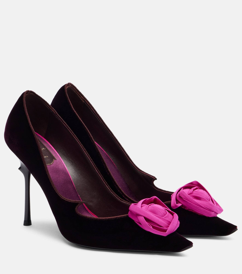 Epine Rose 100 floral velvet pumps 1
