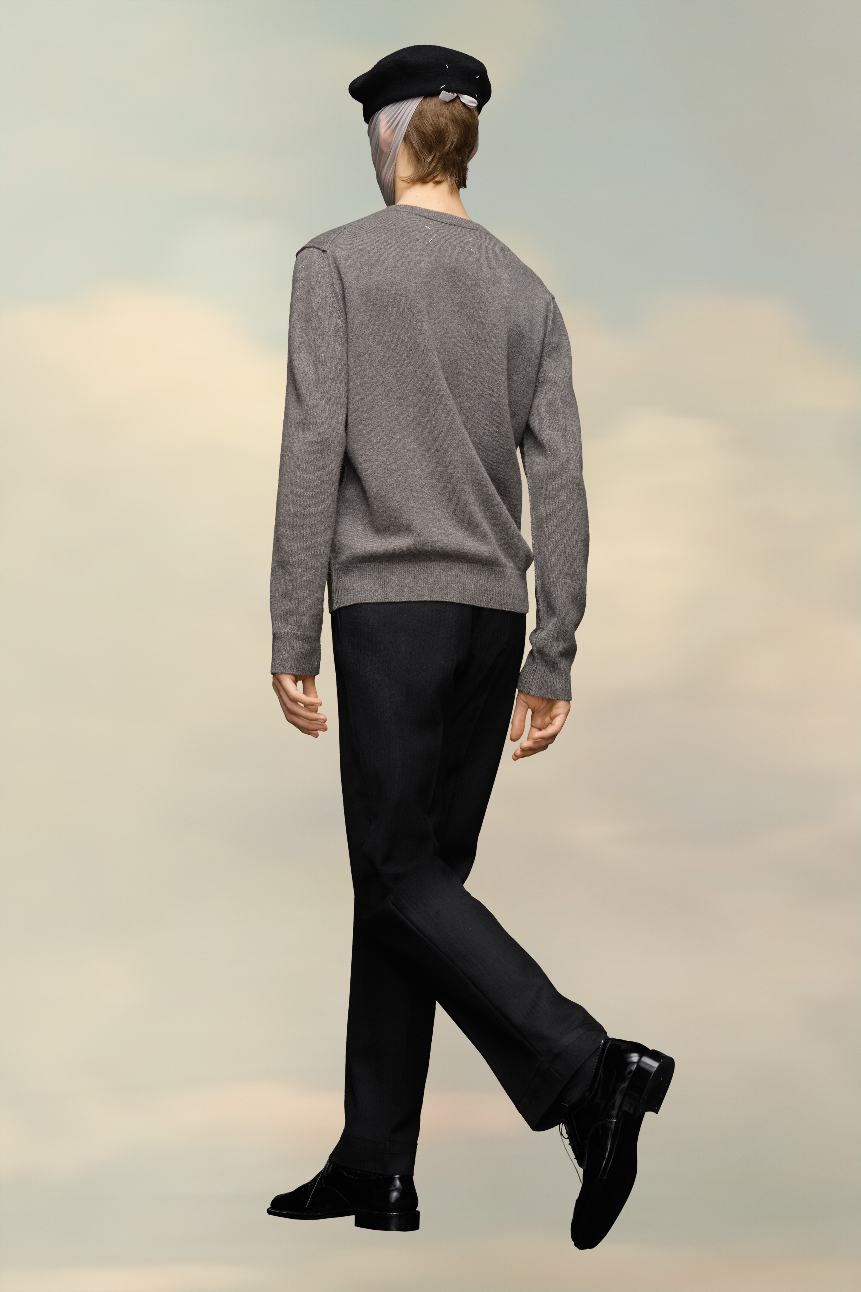 V-Neck Cashmere Sweater - 3