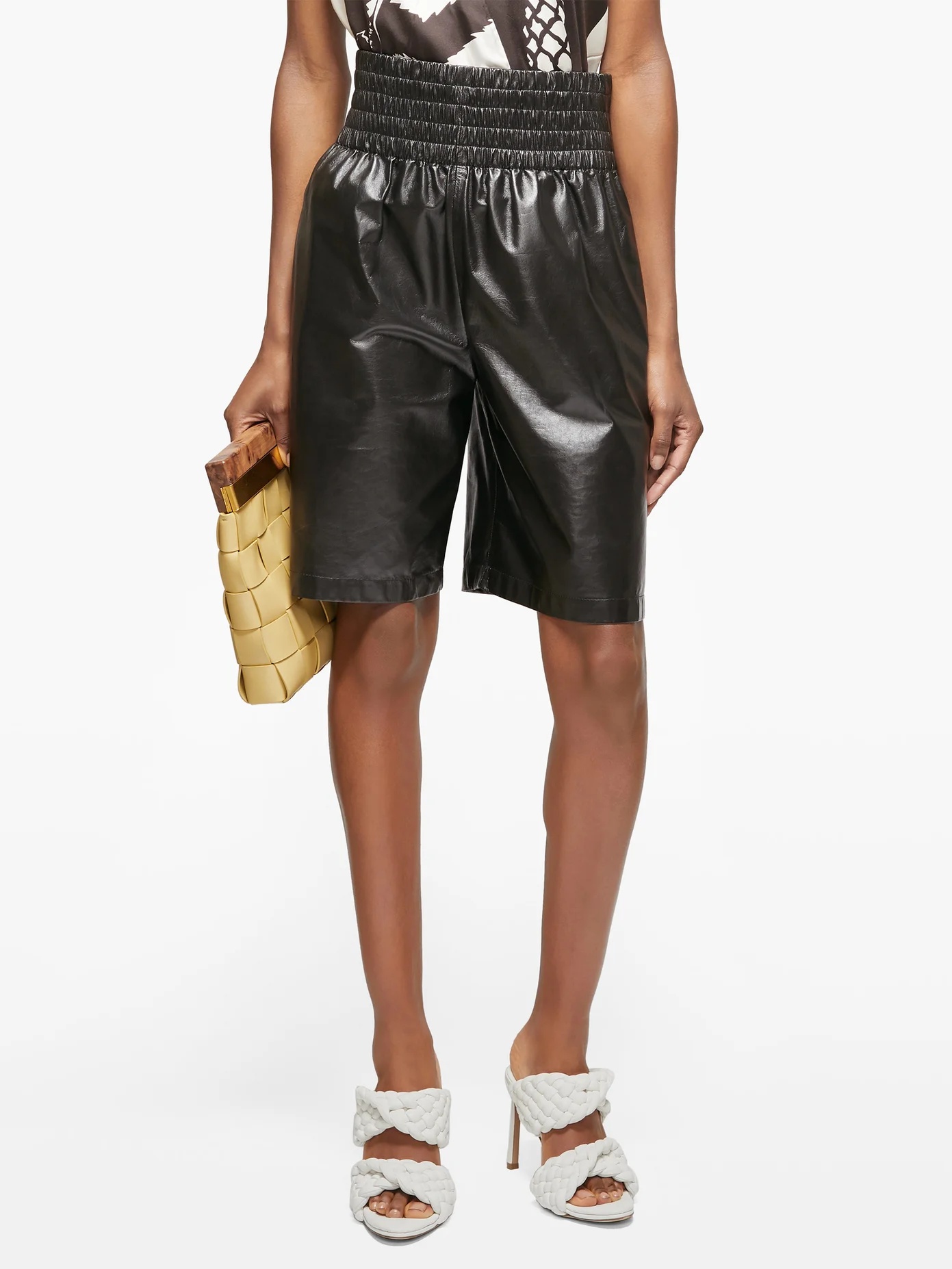 Elasticated-waist leather shorts - 6