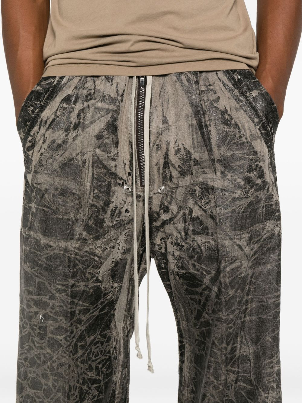 crackled-effect zip trousers - 5