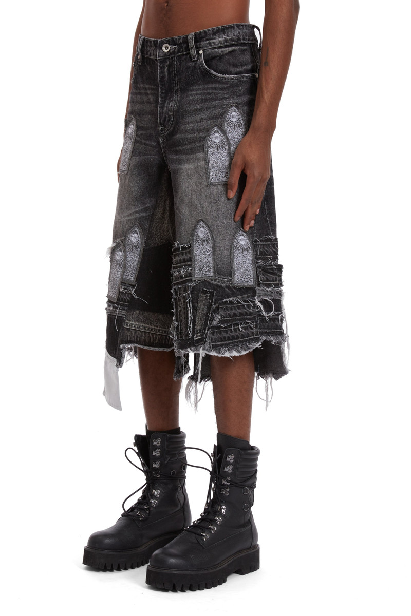 PATCHED ARCH BLOWOUT DENIM SHORT 4