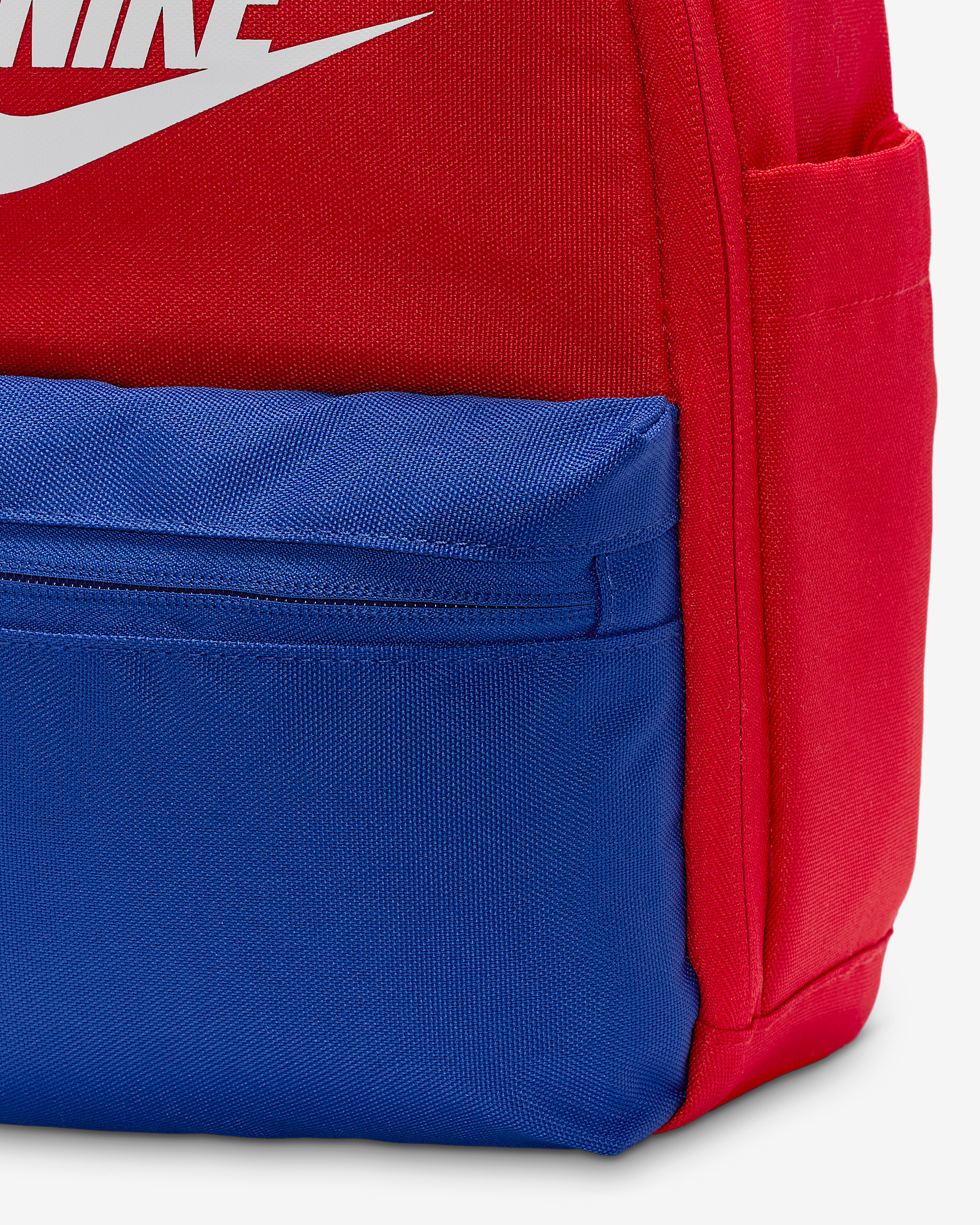 Nike Buddies Lunch Tote (4L) - 7
